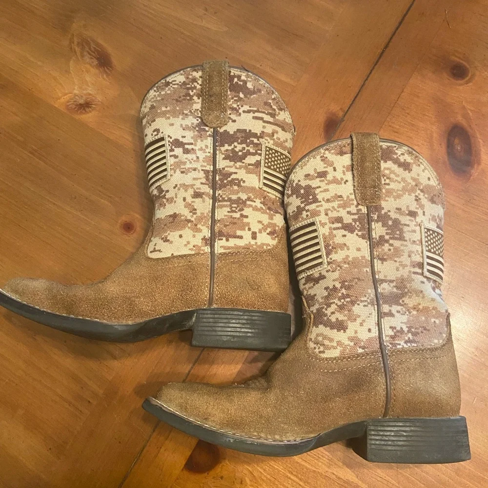ARIAT Patriot Western Boot SIZE 12.5 kids